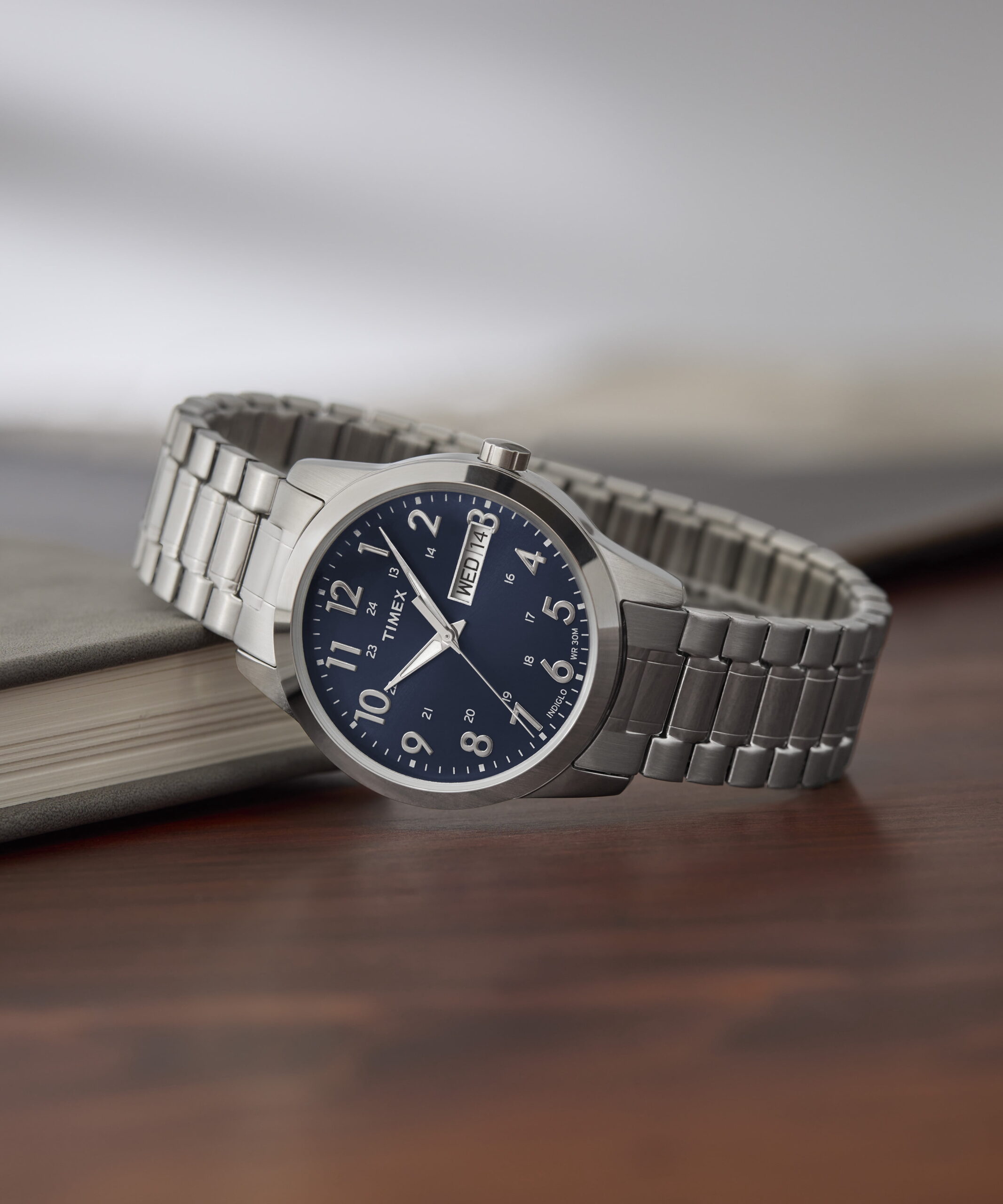 Timex Men's South Street Sport Silver/Blue 36mm Casual Watch, Expansion Band - Image 5